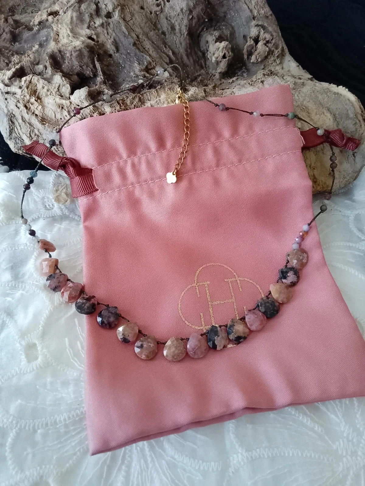 Collier Habaha en pierres de rhodonite naturelles – photo 9